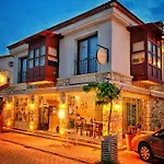 Rijeka Alacati 酒店 *