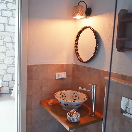 Rijeka Alacati Hotel *